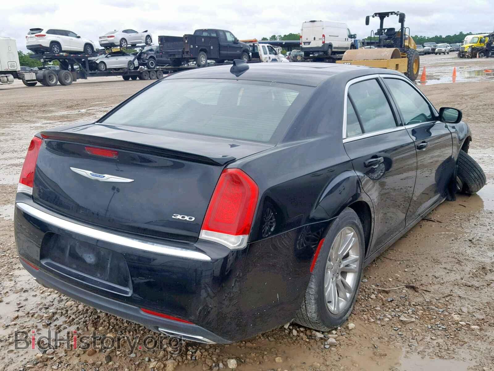 2017 CHRYSLER 300 - VIN: 2C3CCAAG2HH614405 - Фото 4