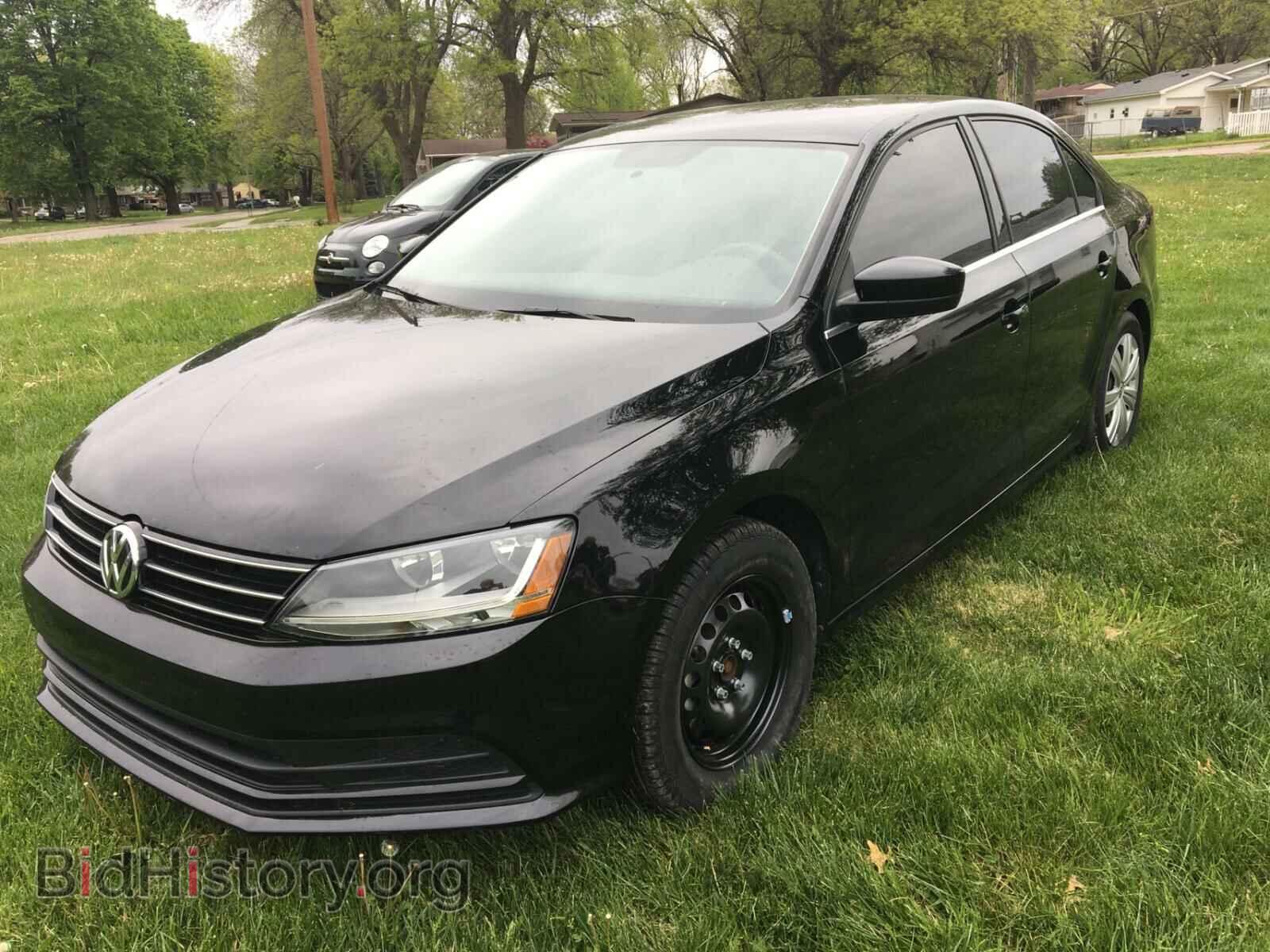 2017 VOLKSWAGEN JETTA - VIN: 3VW2B7AJ4HM301010 - Фото 2