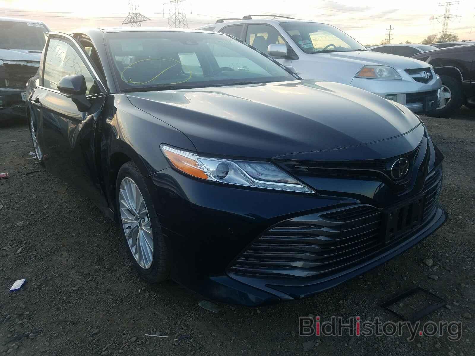 Photo 4T1B11HK5JU504972 - TOYOTA CAMRY 2018