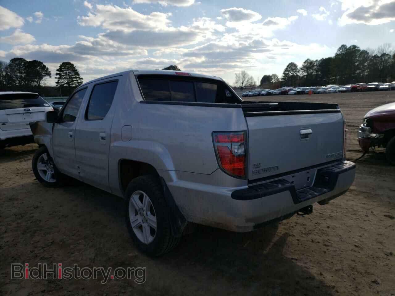 2013 HONDA RIDGELINE - VIN: 5FPYK1F54DB010373 - Фото 3