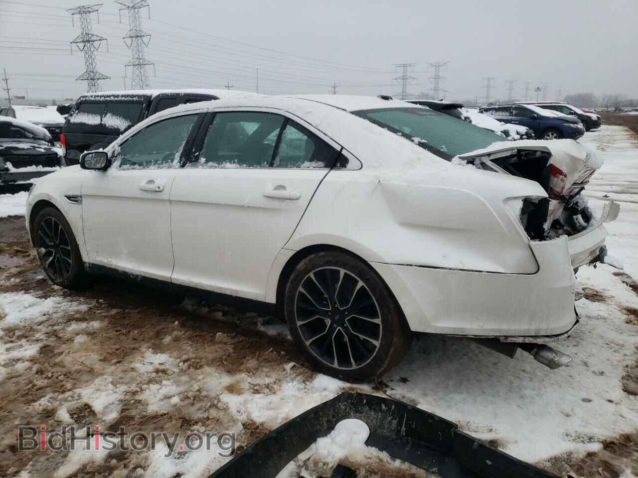 2018 FORD TAURUS - VIN: 1FAHP2E88JG122998 - Фото 2