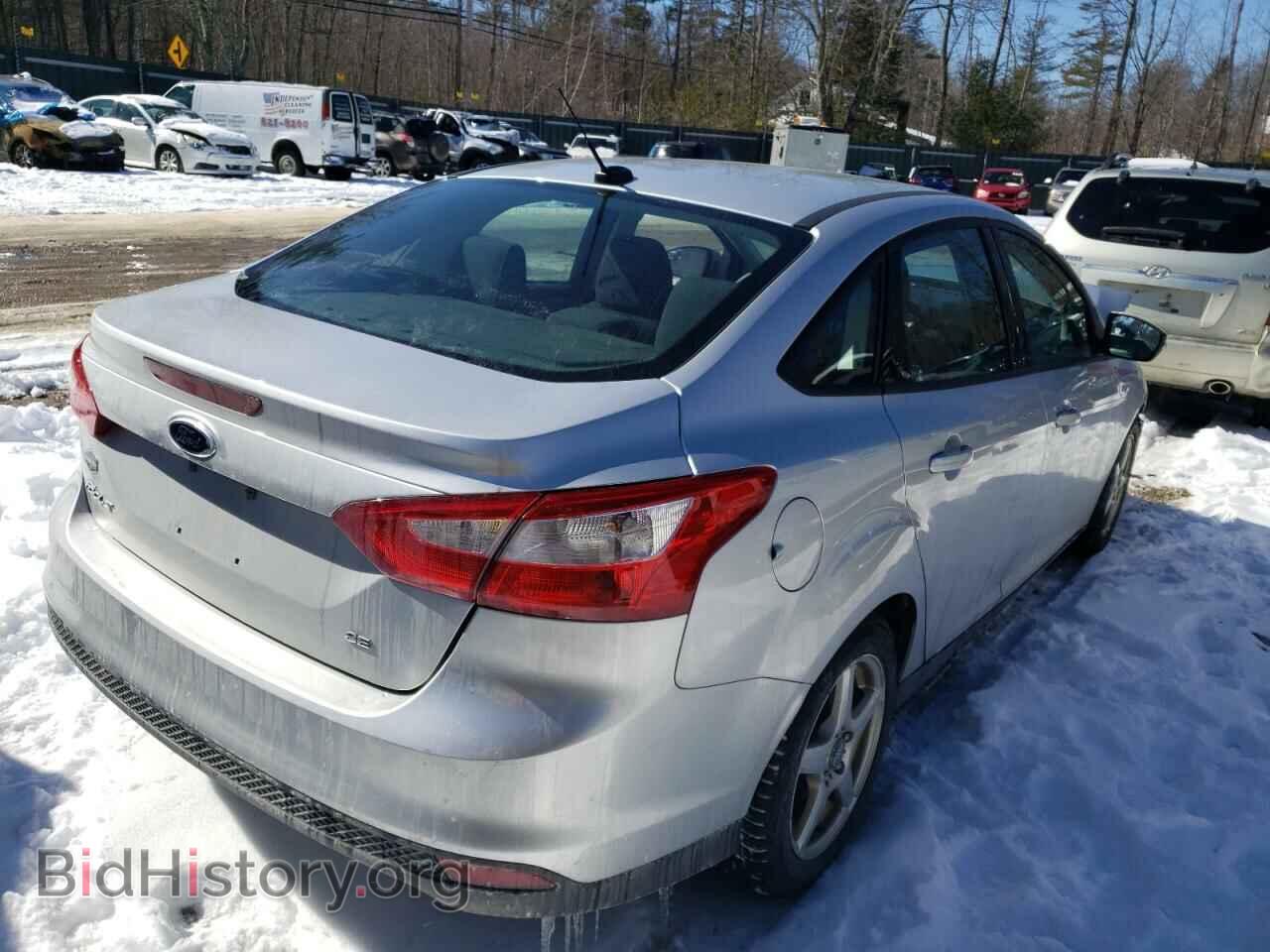 2014 FORD FOCUS - VIN: 1FADP3F2XEL214996 - Photo 4