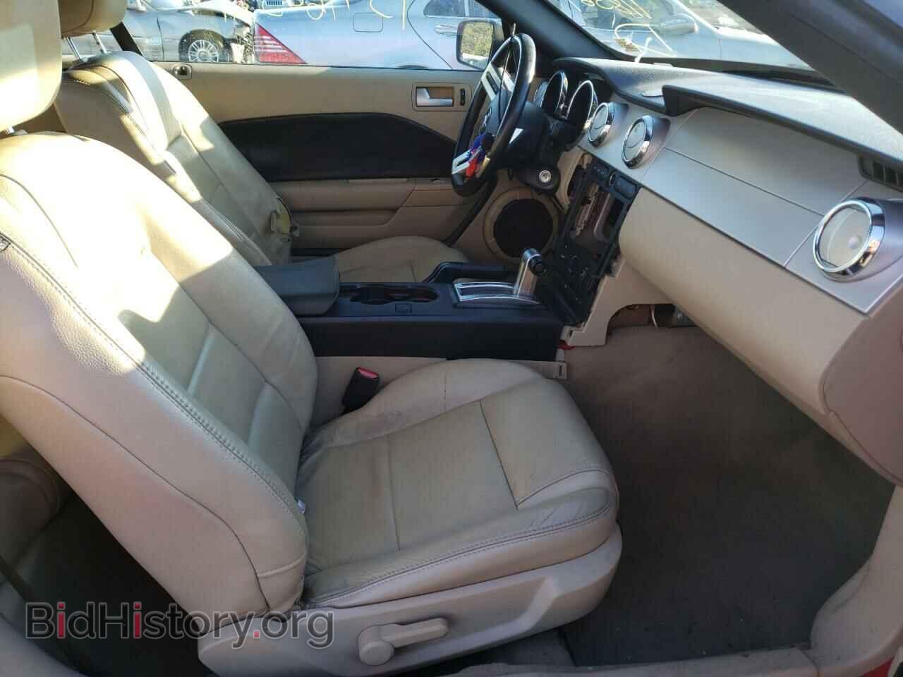 2009 FORD MUSTANG - VIN: 1ZVHT84N495118564 - Фото 5
