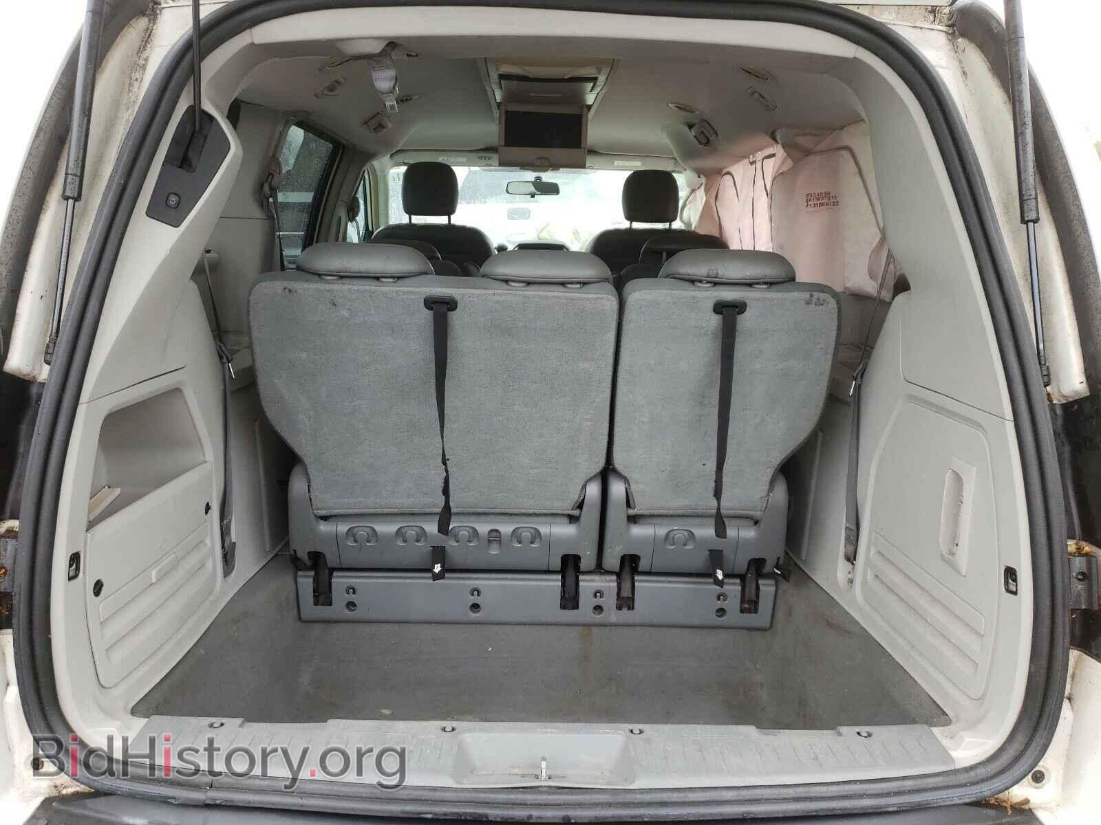 2009 CHRYSLER MINIVAN - VIN: 2A8HR54119R626337 - Фото 9