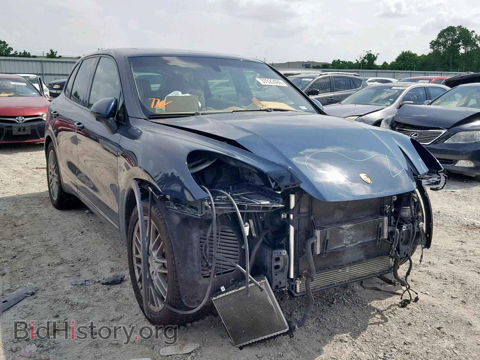 Photo WP1AE2A25DLA15484 - PORSCHE CAYENNE S 2013