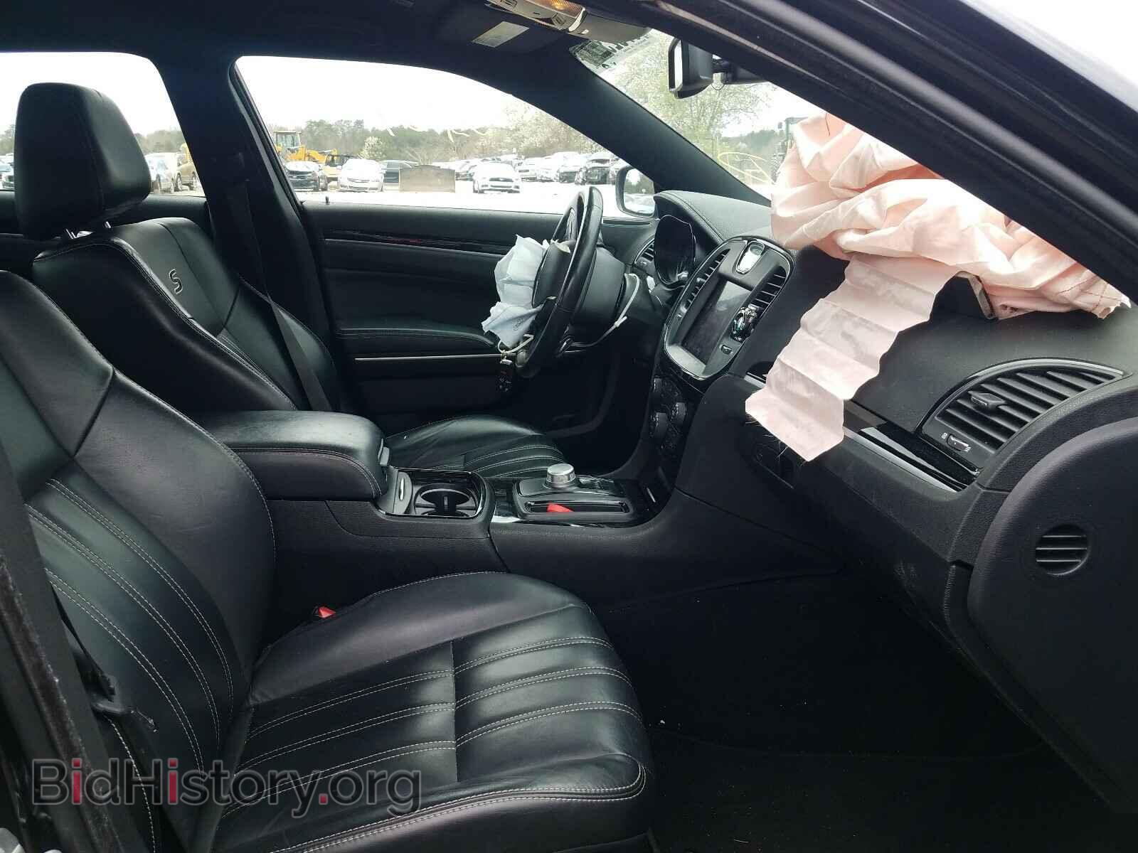 2019 CHRYSLER 300 - VIN: 2C3CCABGXKH548868 - Фото 5