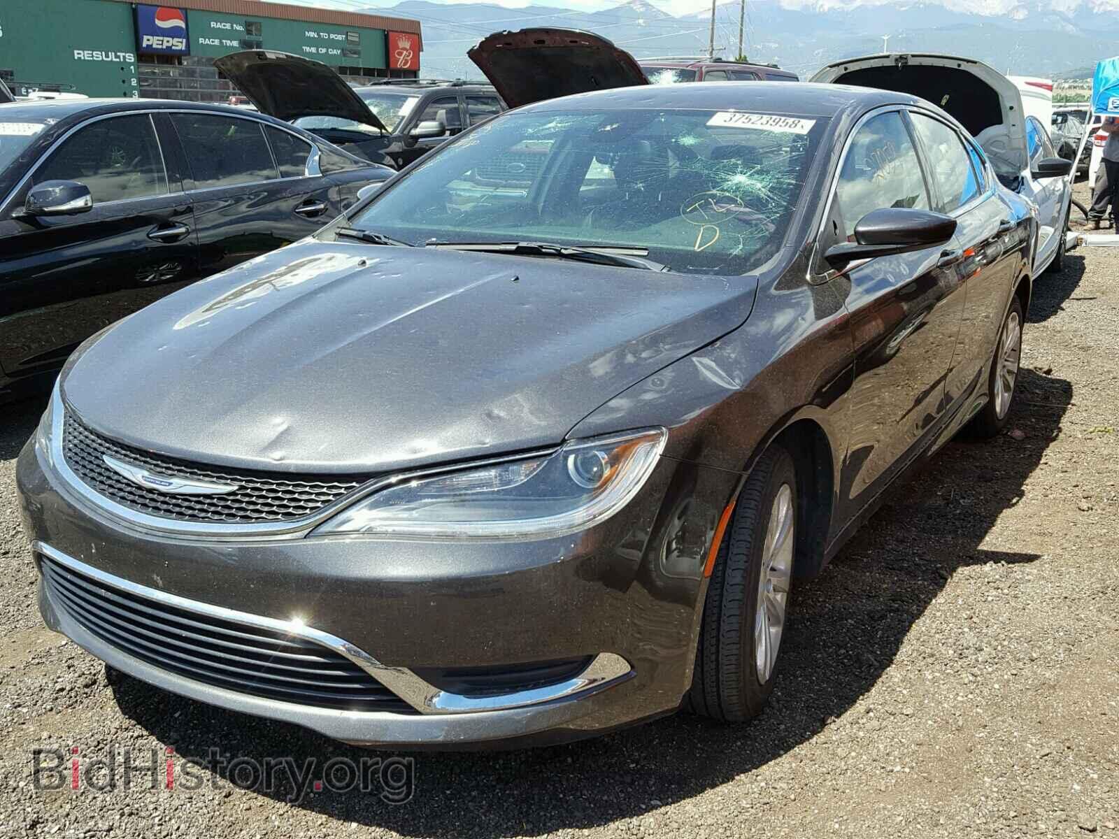 2017 CHRYSLER 200 - VIN: 1C3CCCAB0HN500863 - Фото 2