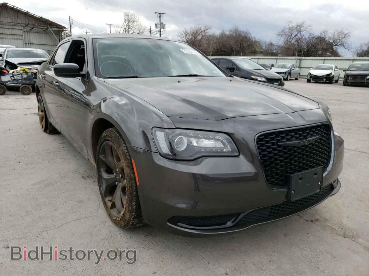 Фотография 2C3CCAAG5MH653984 - CHRYSLER 300 2021