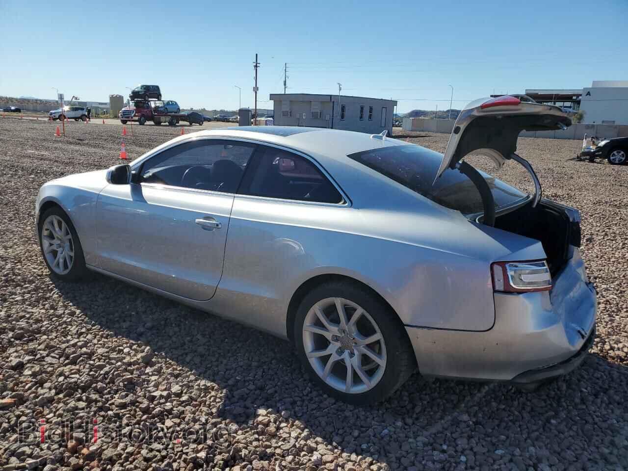 2011 AUDI A5 - VIN: WAUCFAFR5BA012291 - Photo 2