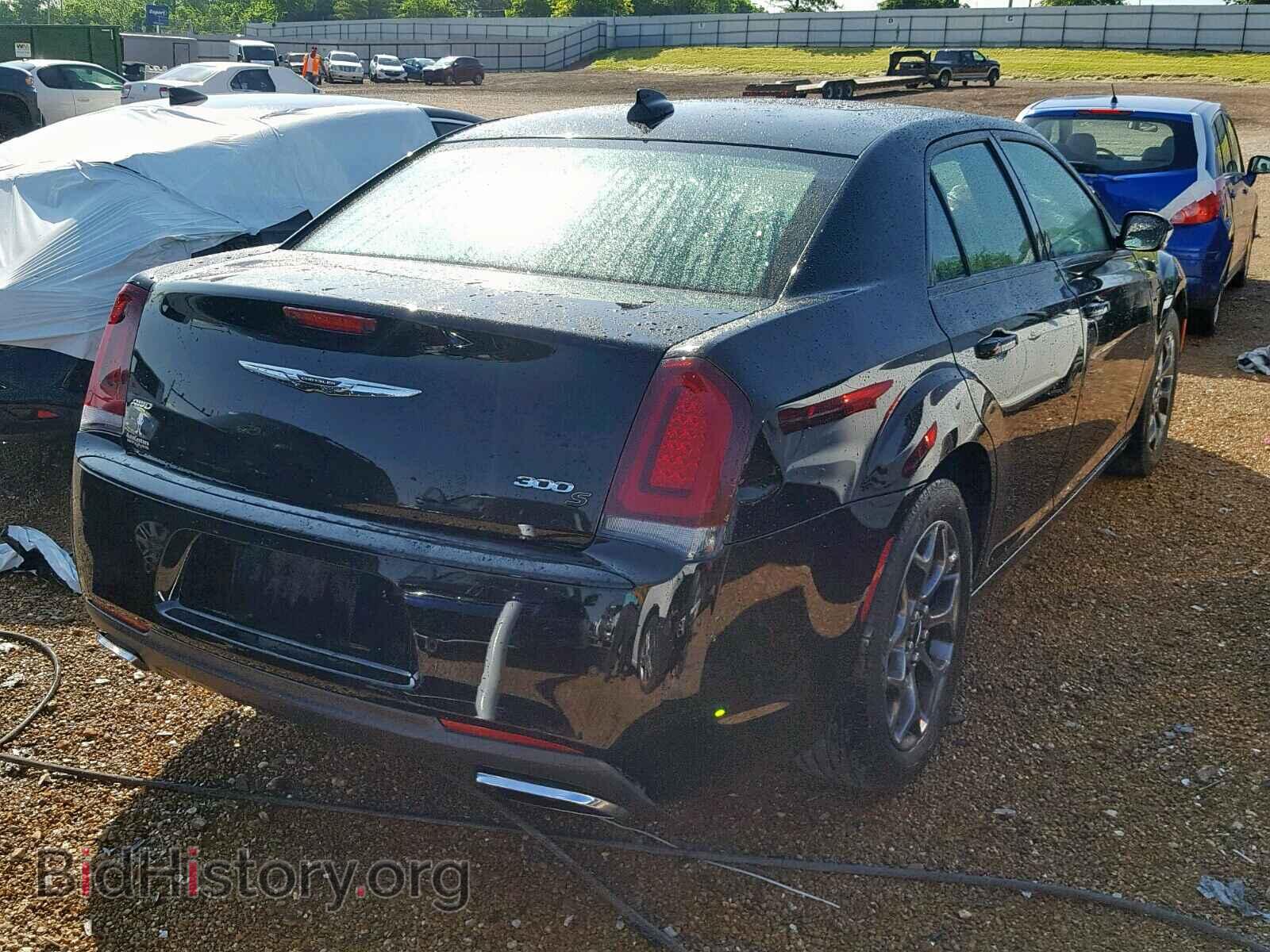2016 CHRYSLER 300 - VIN: 2C3CCAGG6GH208620 - Photo 4