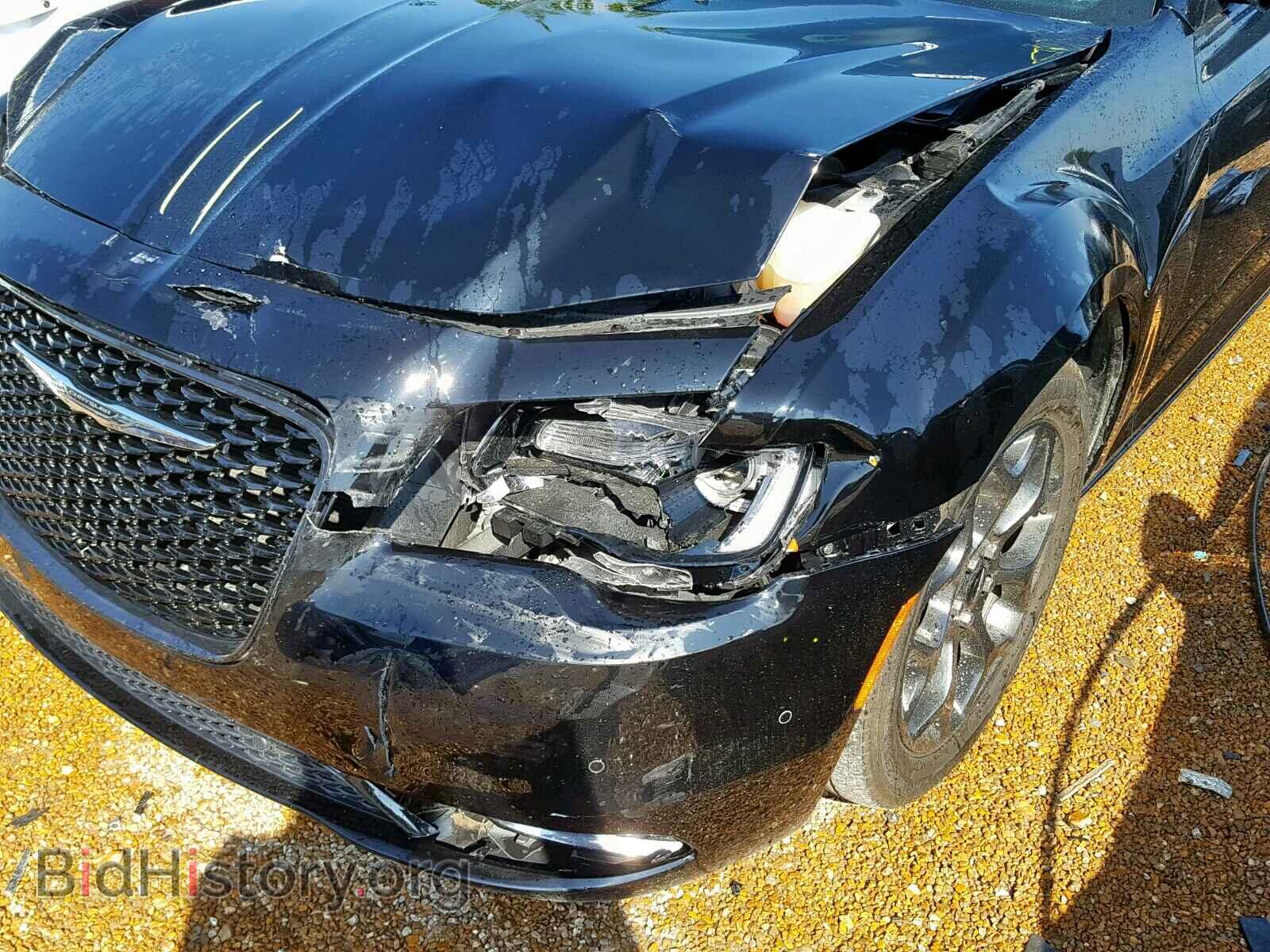 2016 CHRYSLER 300 - VIN: 2C3CCAGG6GH208620 - Photo 9