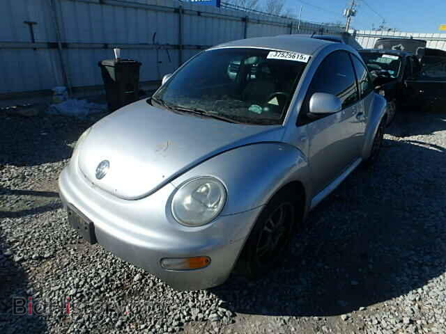 2000 VOLKSWAGEN BEETLE - VIN: 3VWCF21C5YM415689 - Фото 2