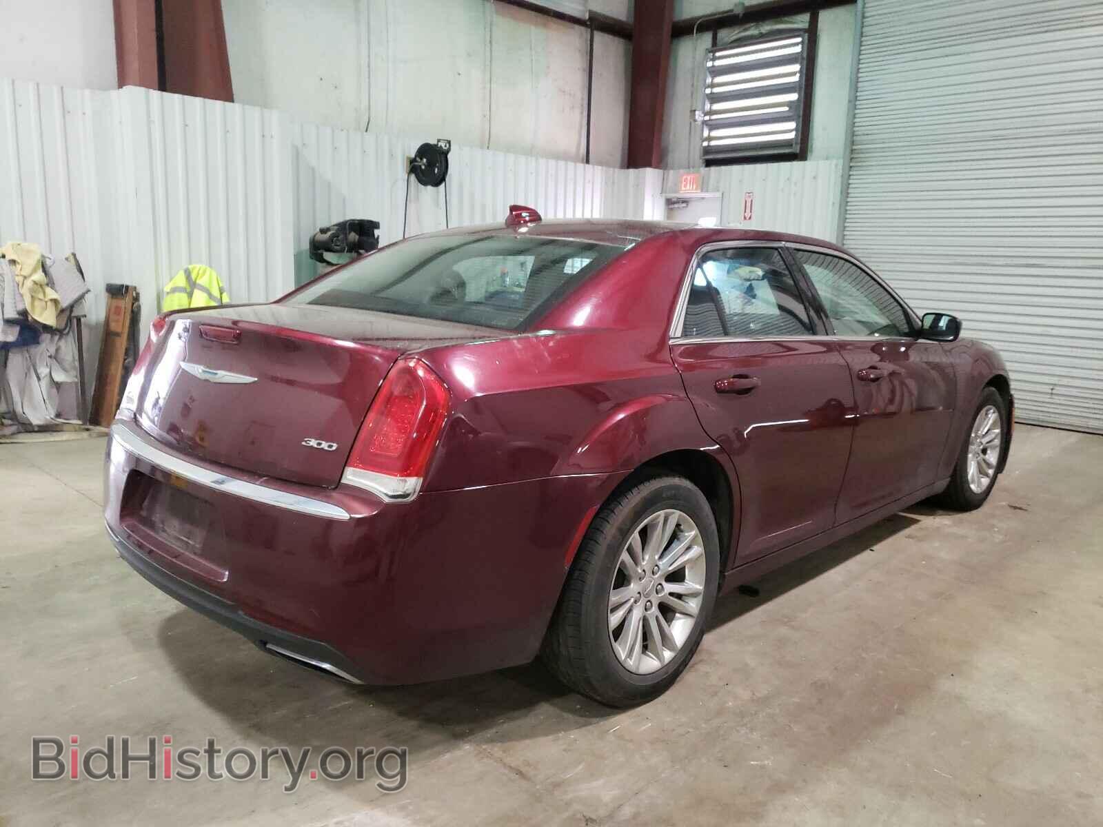 2016 CHRYSLER 300 - VIN: 2C3CCAAGXGH273611 - Фото 4