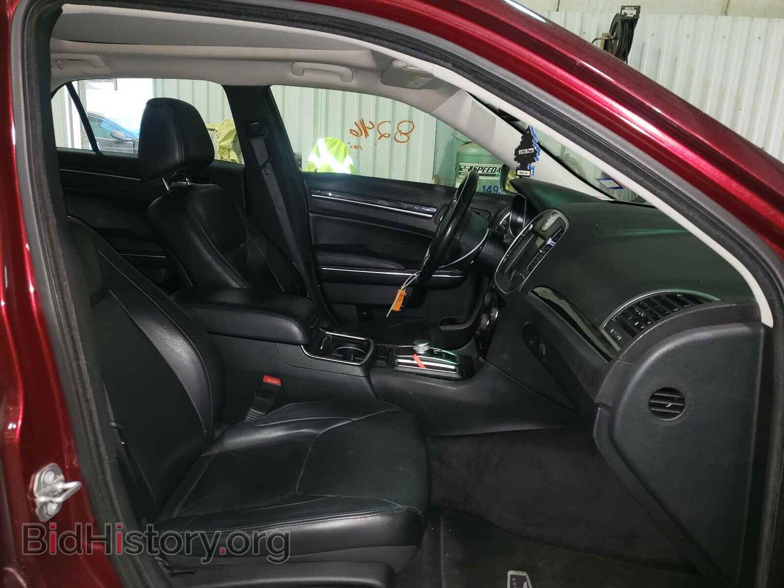 2016 CHRYSLER 300 - VIN: 2C3CCAAGXGH273611 - Фото 5