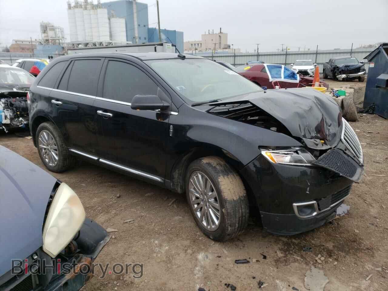 2011 LINCOLN MKX - VIN: 2LMDJ8JK8BBJ30932 - Photo 4