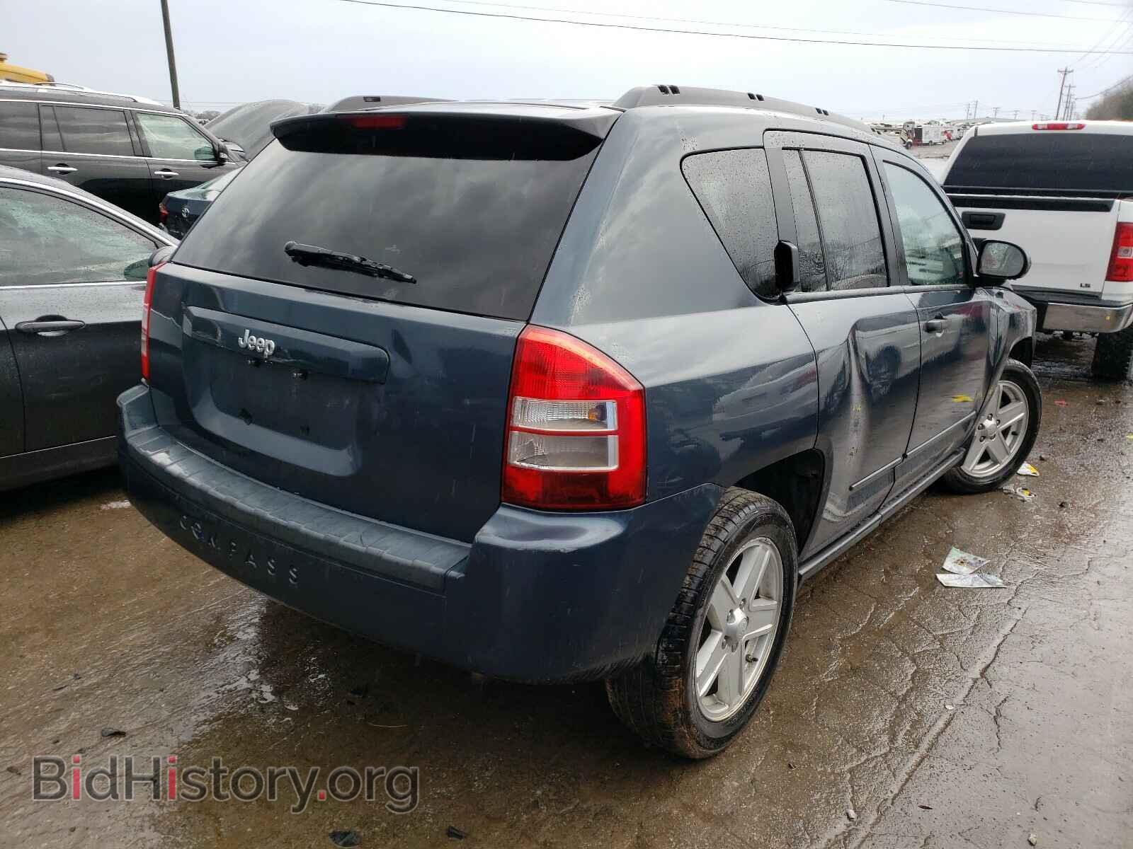2008 JEEP COMPASS - VIN: 1J8FT470X8D708963 - Photo 4