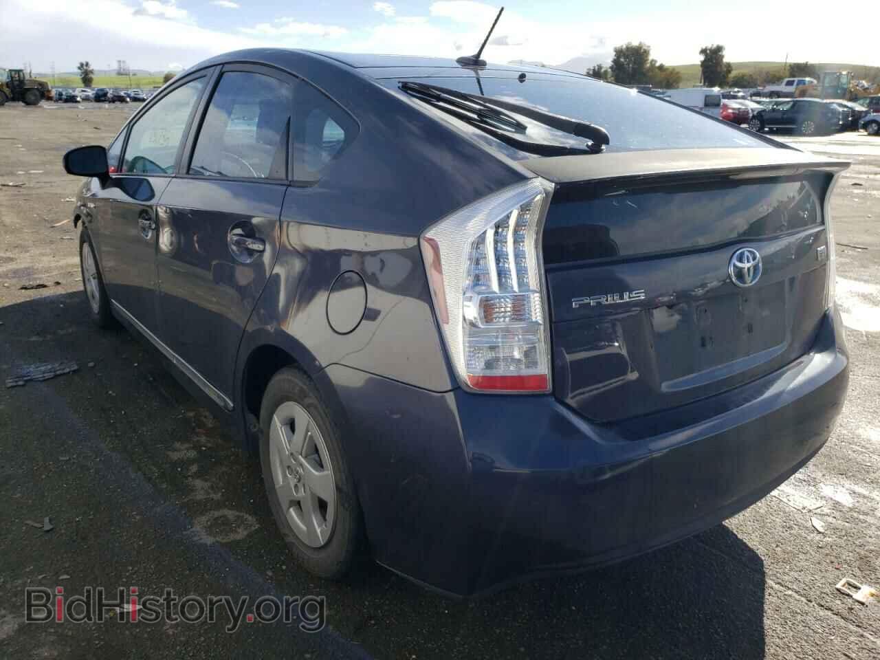 2011 TOYOTA PRIUS - VIN: JTDKN3DU8B0262814 - Фото 2