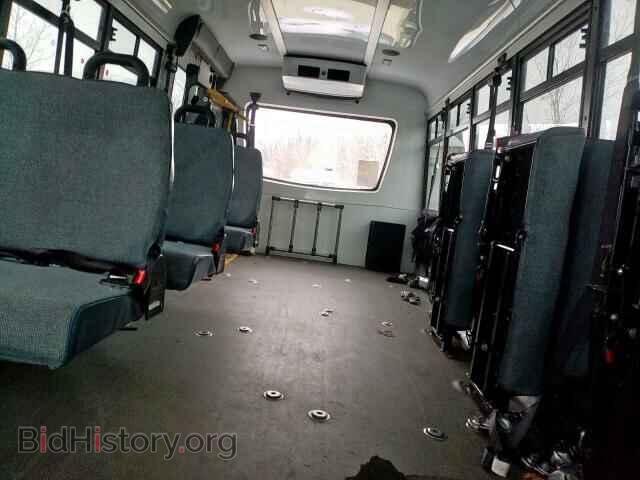 2017 FORD ECONOLINE - VIN: 1FDFE4FSXHDC22315 - Фото 6