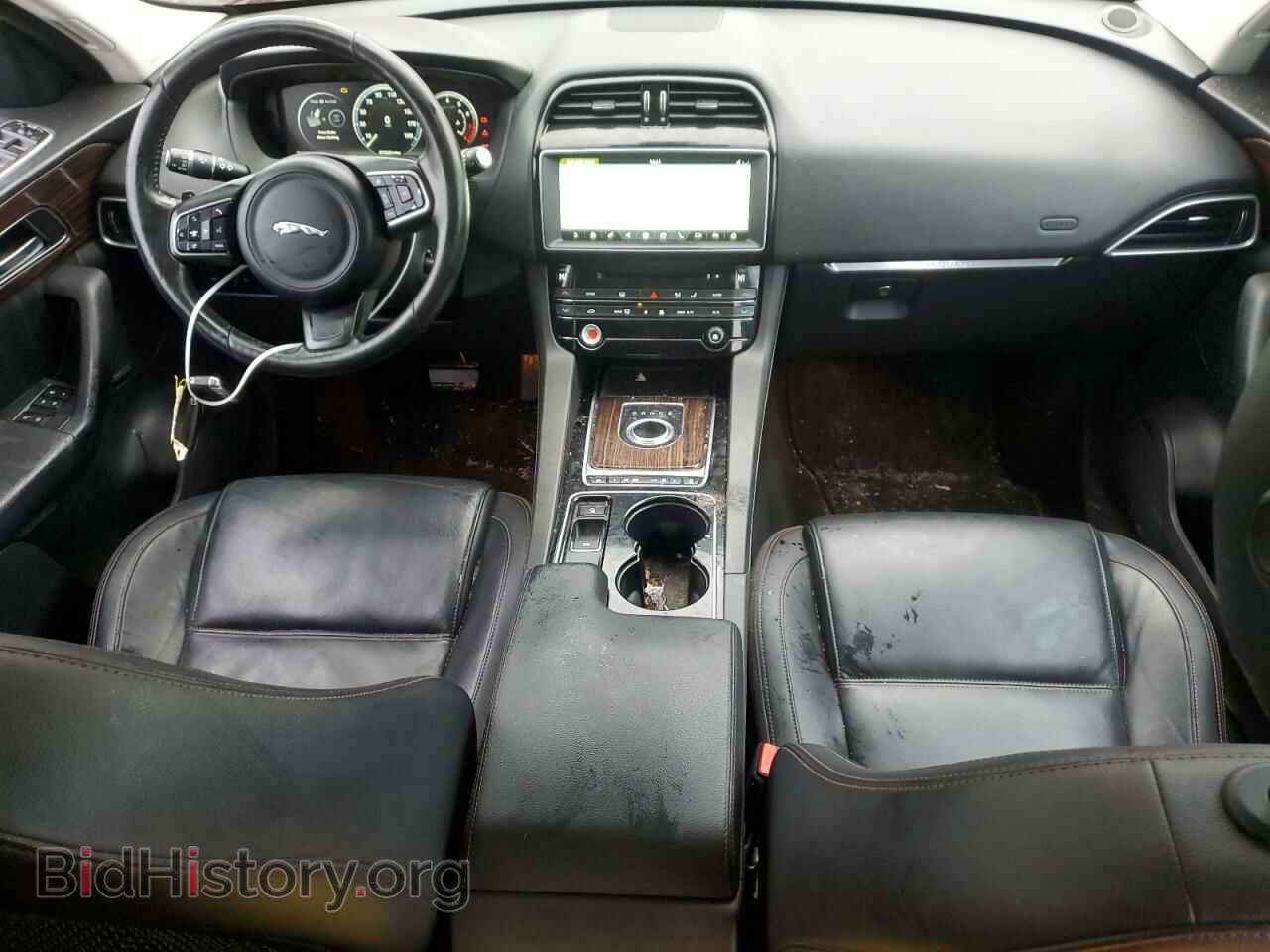 2017 JAGUAR F-PACE - VIN: SADCK2BVXHA096631 - Фото 8