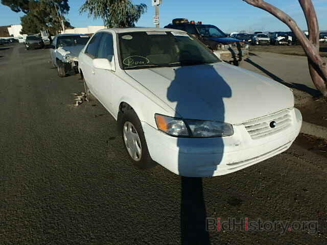 Photo 4T1BF22K9VU007106 - TOYOTA CAMRY  LE 1997