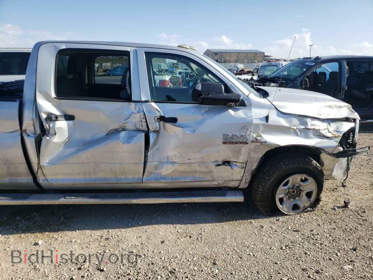 2016 RAM 2500 - VIN: 3C6UR4CL1GG390592 - Фото 9