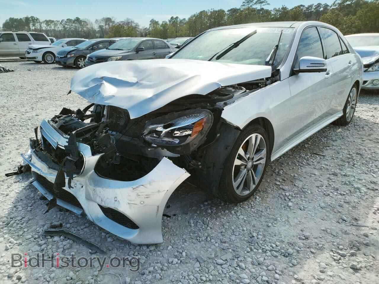 2016 MERCEDES-BENZ E-CLASS - VIN: WDDHF5KB0GB301420 - Фото 2