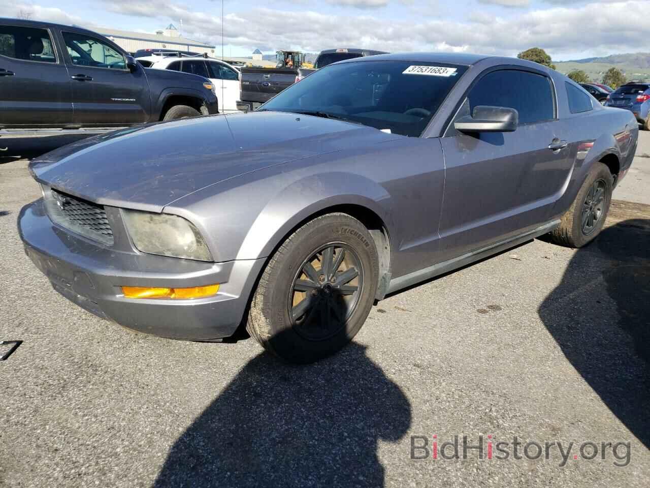 Photo 1ZVFT80N965150662 - FORD MUSTANG 2006
