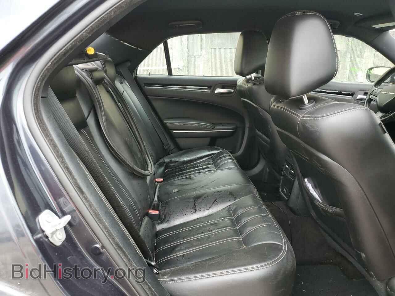 2019 CHRYSLER 300 - VIN: 2C3CCABG5KH515454 - Фото 10
