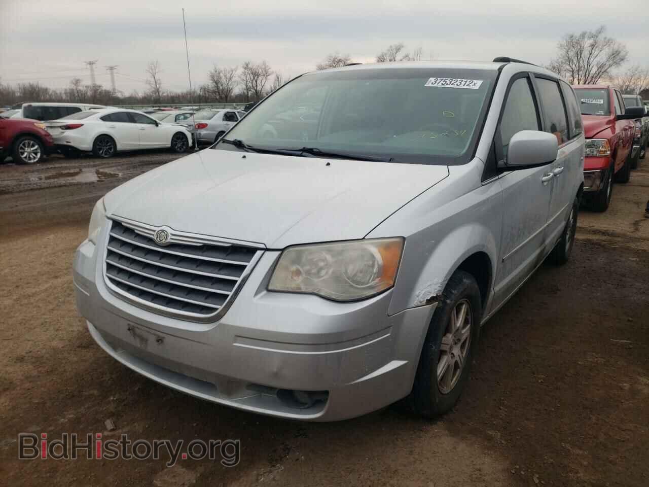 2009 CHRYSLER MINIVAN - VIN: 2A8HR541X9R643234 - Фото 2