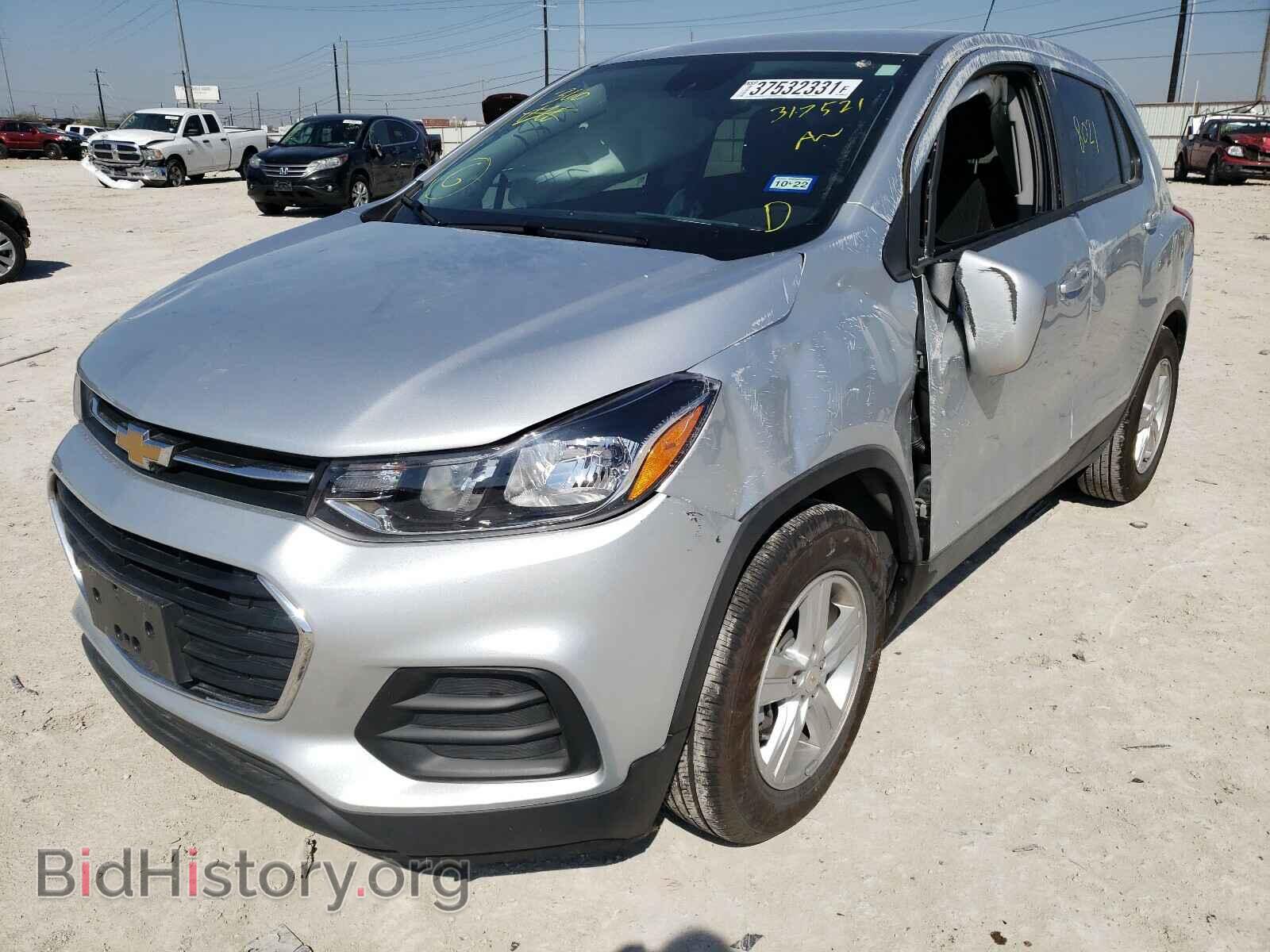 2020 CHEVROLET TRAX - VIN: 3GNCJKSB7LL317521 - Фото 2