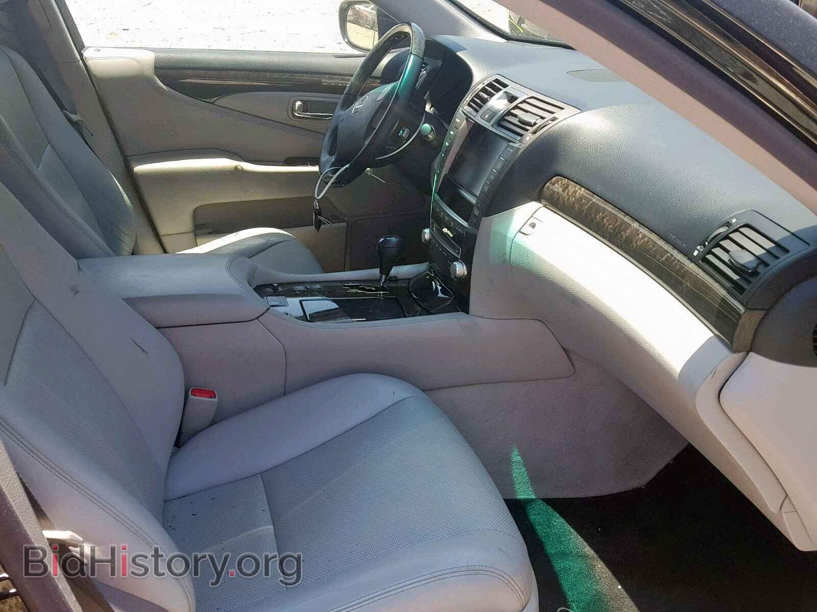 2011 LEXUS LS460 - VIN: JTHBL5EF7B5106220 - Photo 5