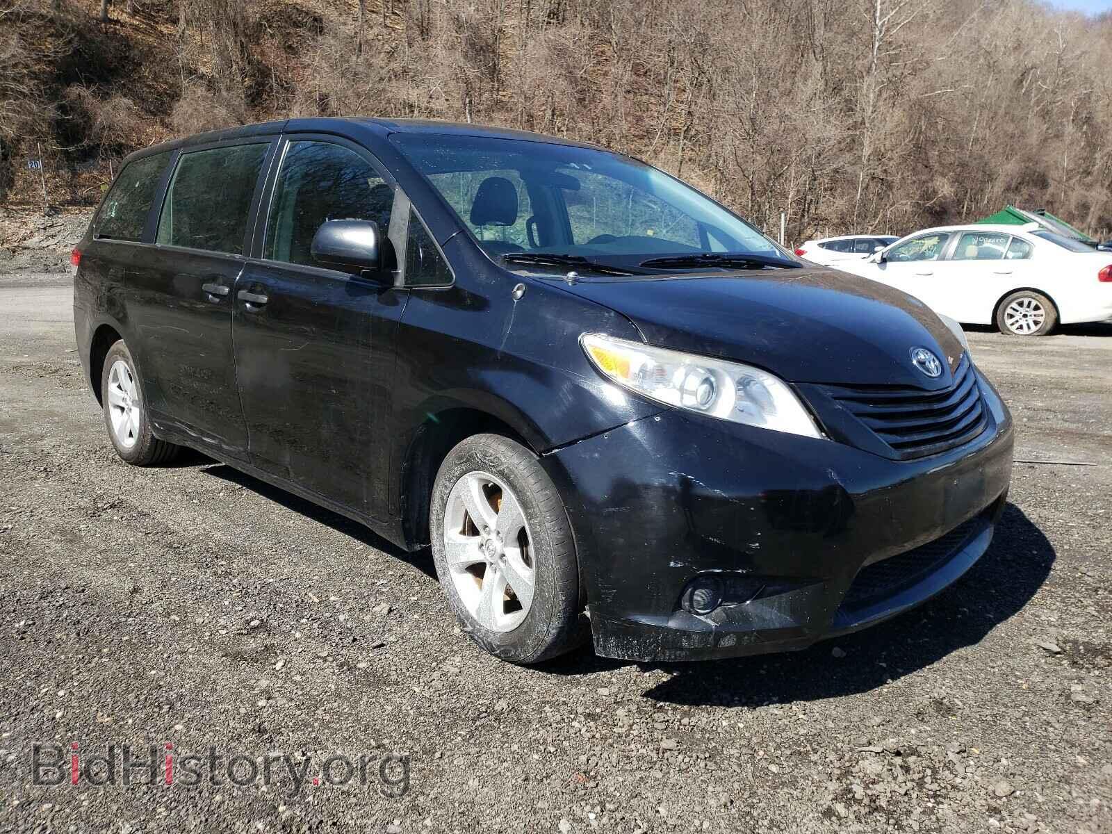 Photo 5TDZK3DC2ES464807 - TOYOTA SIENNA 2014