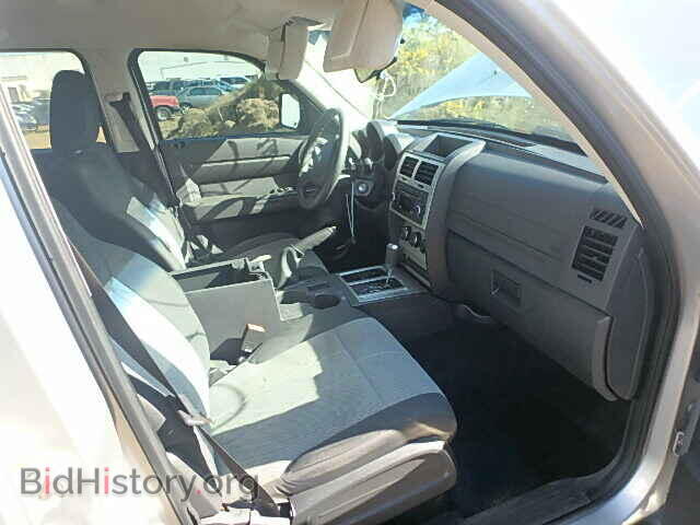 2008 DODGE NITRO - VIN: 1D8GU28K88W114472 - Photo 5