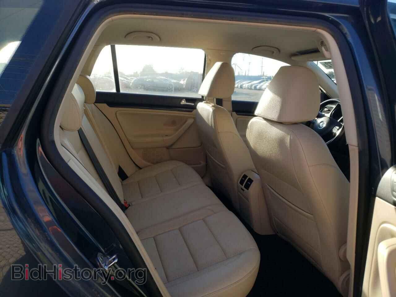 2010 VOLKSWAGEN JETTA - VIN: 3VWPL7AJ7AM690928 - Фото 6