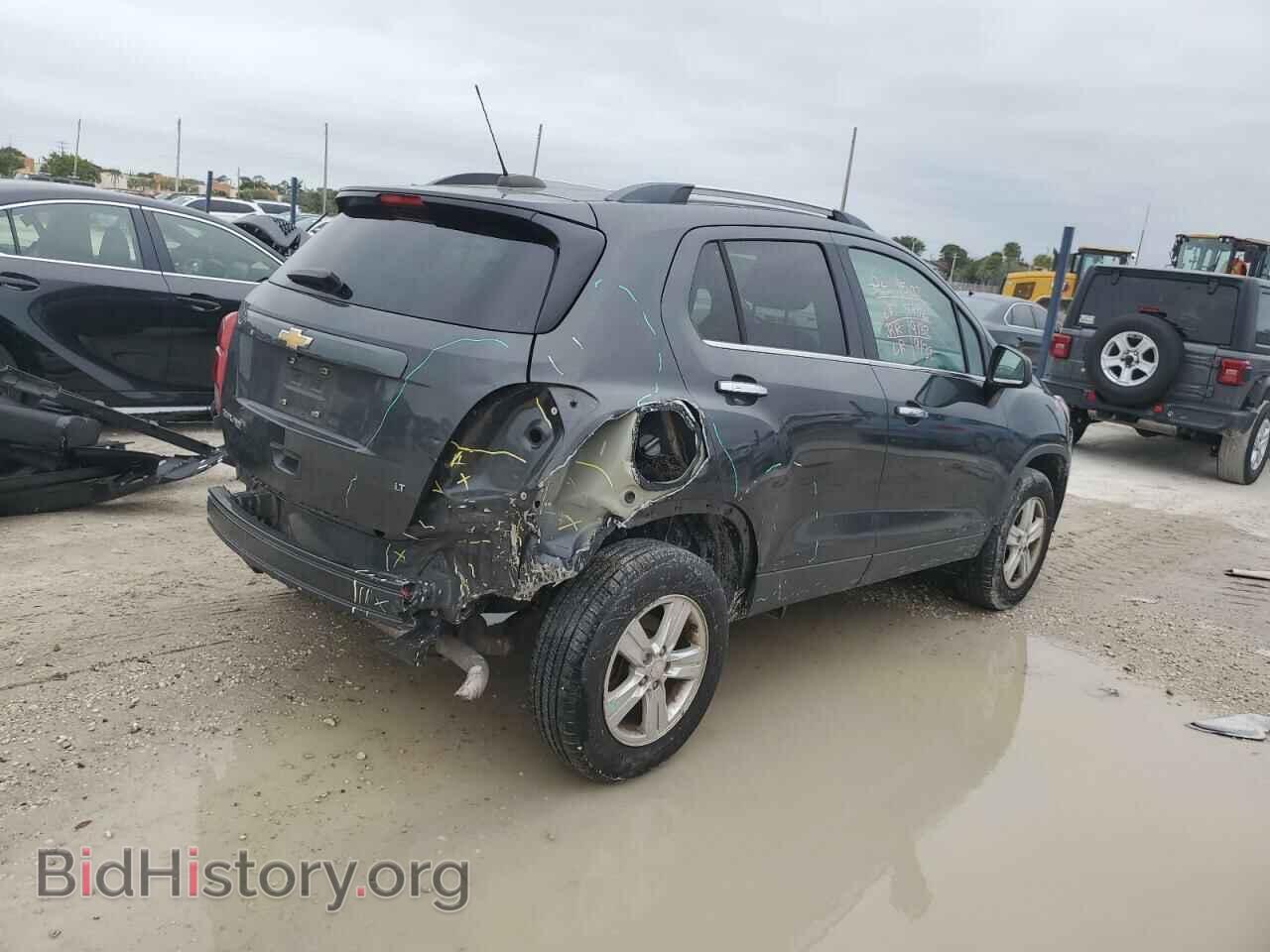 2017 CHEVROLET TRAX - VIN: 3GNCJPSB3HL255829 - Фото 3