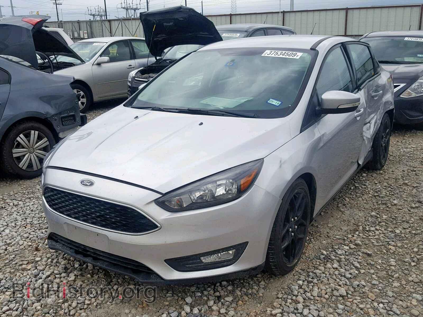 2016 FORD FOCUS SE - VIN: 1FADP3F25GL244832 - Фото 2