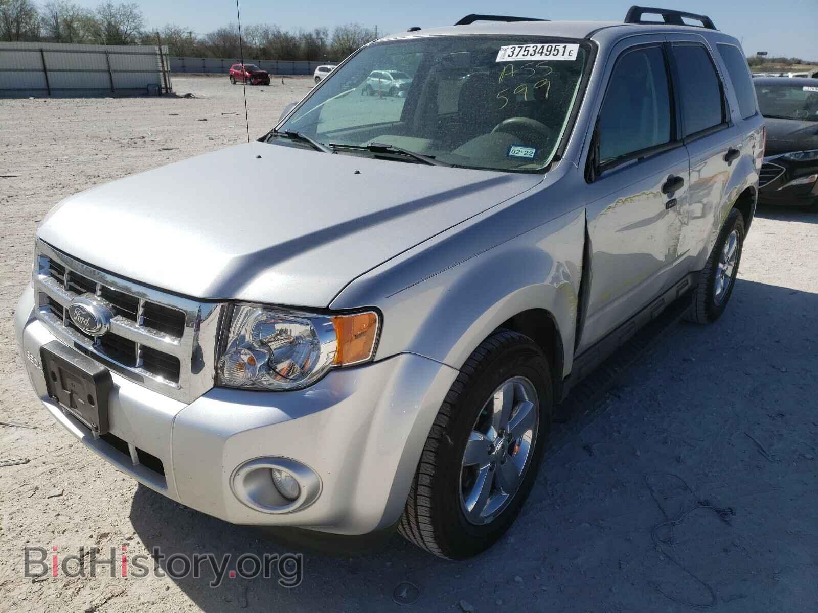 2011 FORD ESCAPE - VIN: 1FMCU0DG3BKA55599 - Фото 2