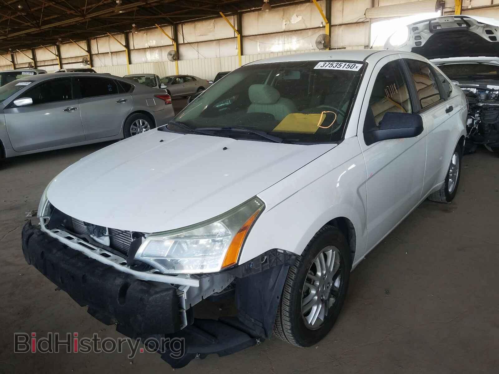 2011 FORD FOCUS - VIN: 1FAHP3FN6BW112973 - Фото 2