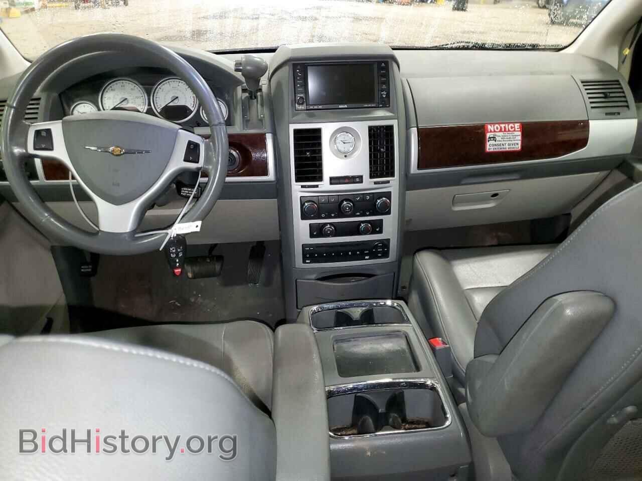 2010 CHRYSLER MINIVAN - VIN: 2A4RR5D14AR451141 - Photo 8