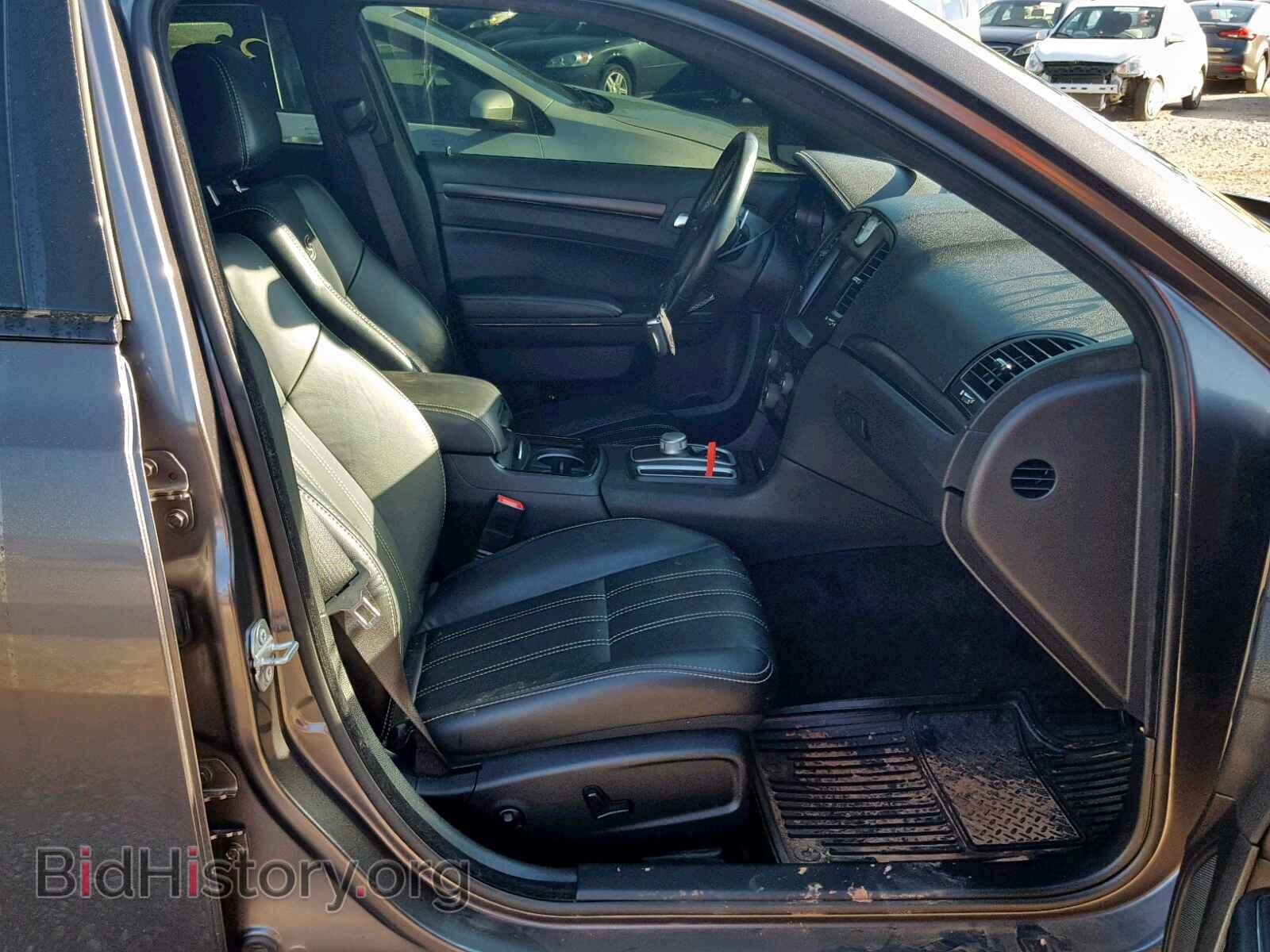 2016 CHRYSLER 300 - VIN: 2C3CCAGG3GH305032 - Фото 5