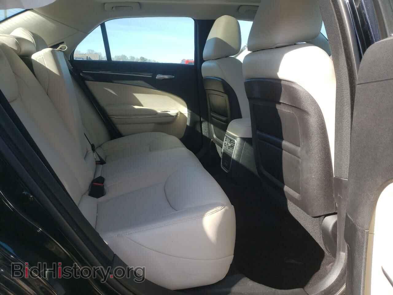 2017 CHRYSLER 300 - VIN: 2C3CCARG1HH624296 - Фото 6