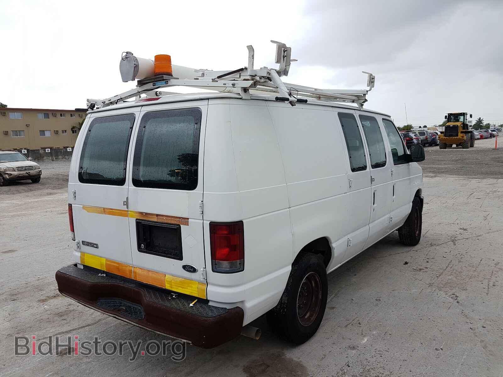 2010 FORD ECONOLINE - VIN: 1FTNE2EL2ADA19861 - Фото 4