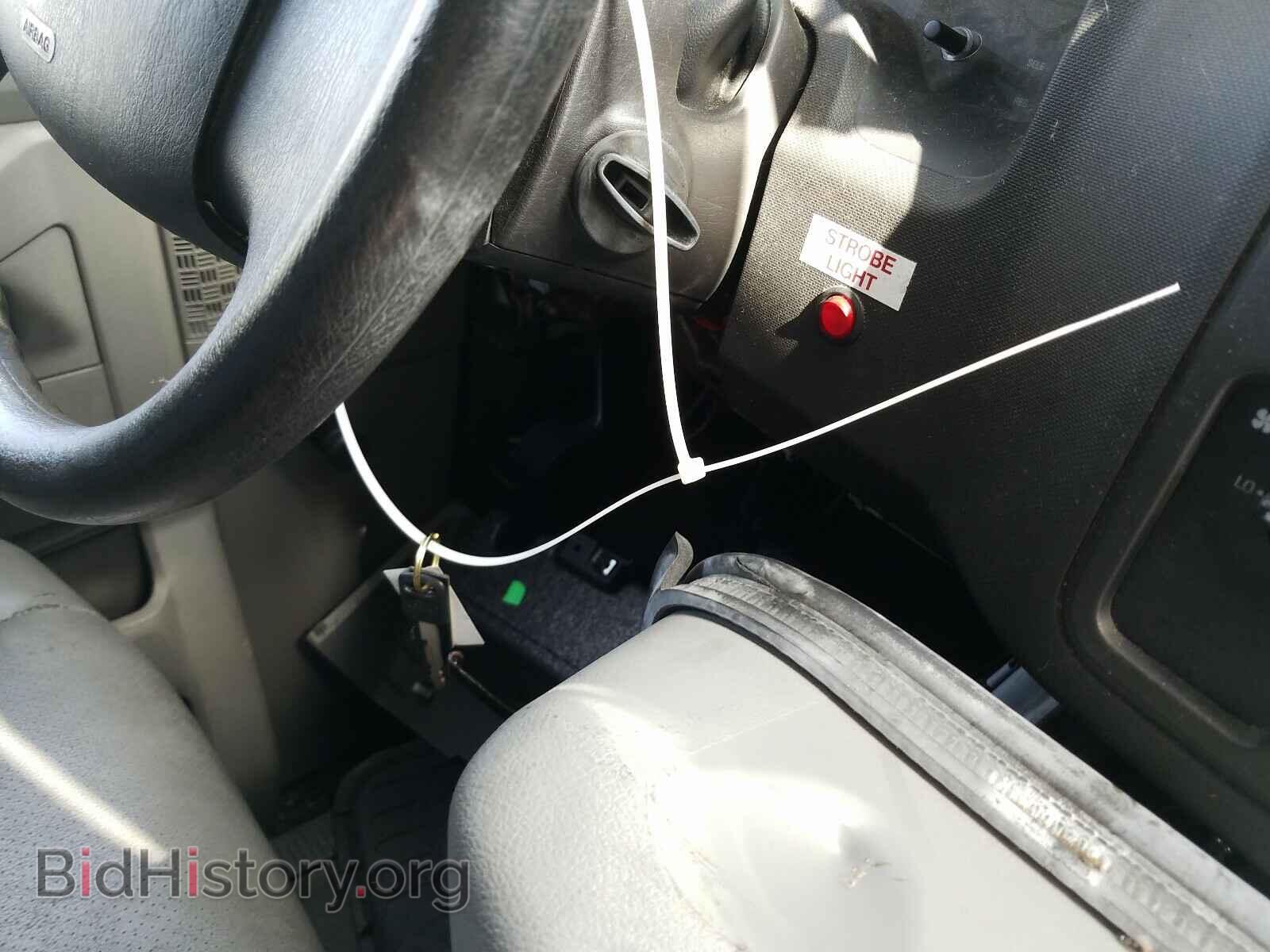 2010 FORD ECONOLINE - VIN: 1FTNE2EL2ADA19861 - Фото 10