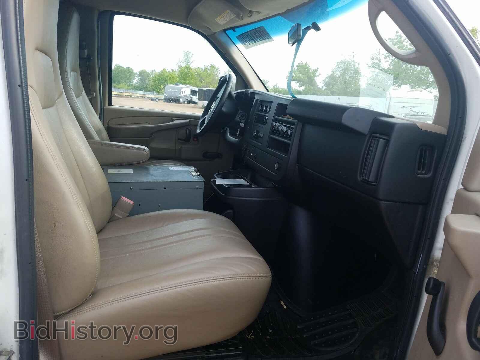 2011 CHEVROLET EXPRESS - VIN: 1GCWGFCB2B1129800 - Фото 5