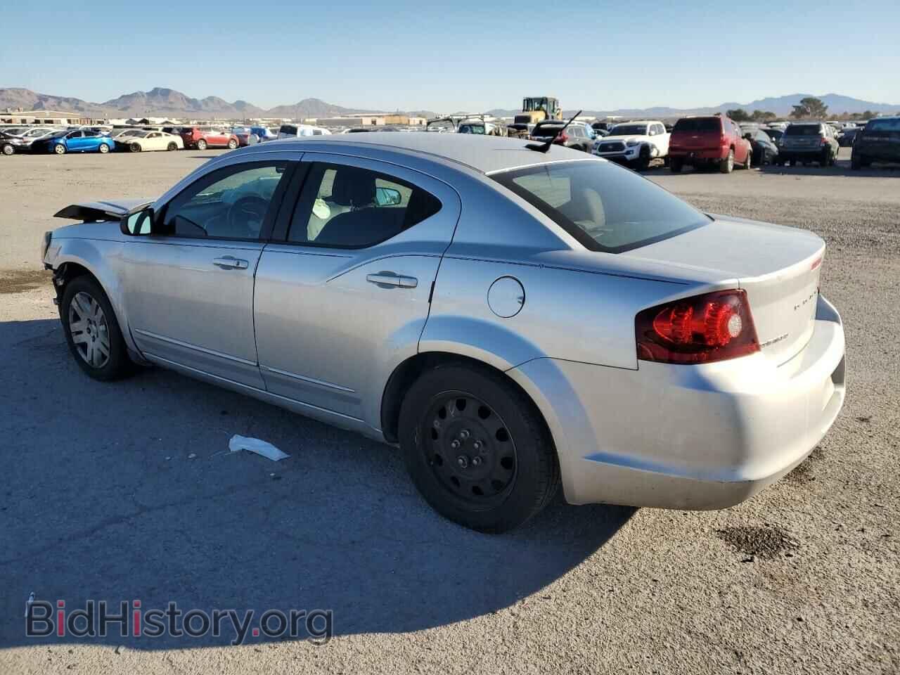 2011 DODGE AVENGER - VIN: 1B3BD4FBXBN579079 - Фото 2