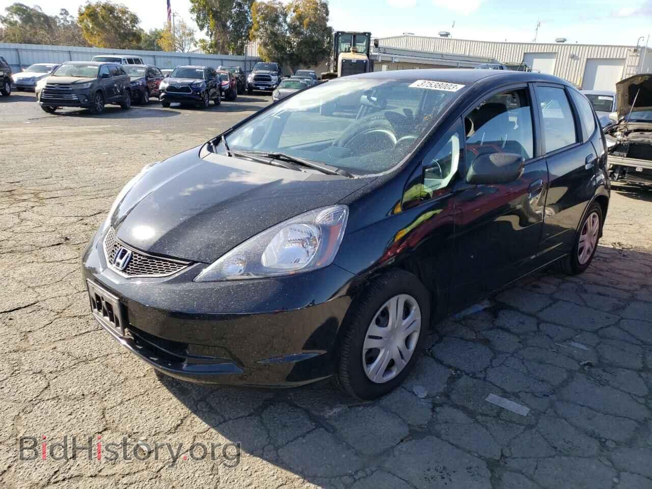 Фотография JHMGE8H33BS005695 - HONDA FIT 2011