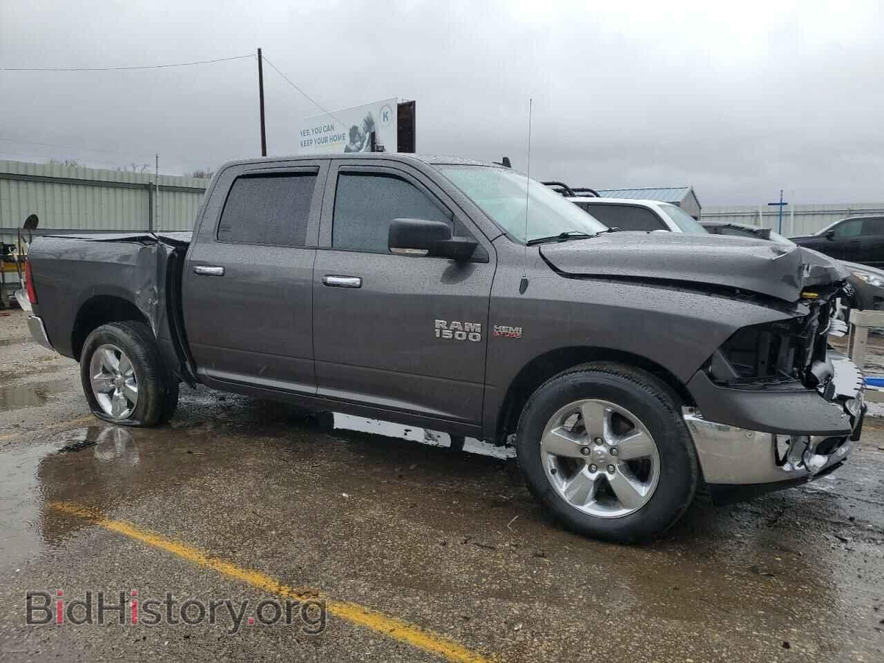 2017 RAM 1500 - VIN: 3C6RR6LT7HG613544 - Photo 4