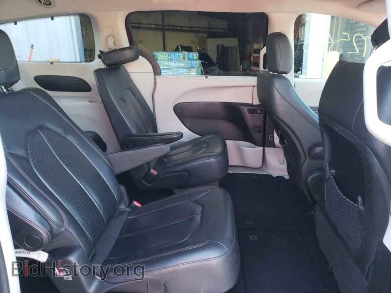 2019 Chrysler PACIFICA (VIN 2C4RC1BG3KR597023) — фото 6 из 10