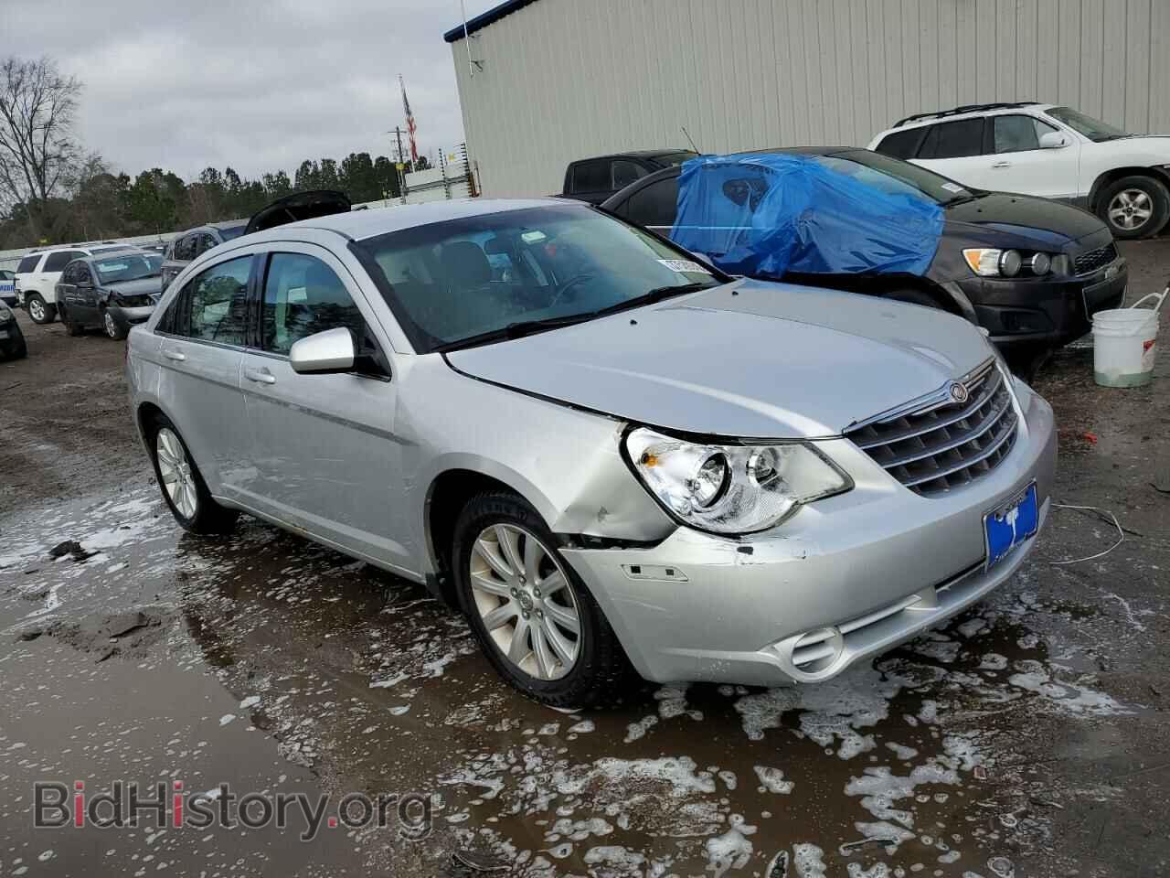 2010 CHRYSLER SEBRING - VIN: 1C3CC5FB3AN229484 - Фото 4