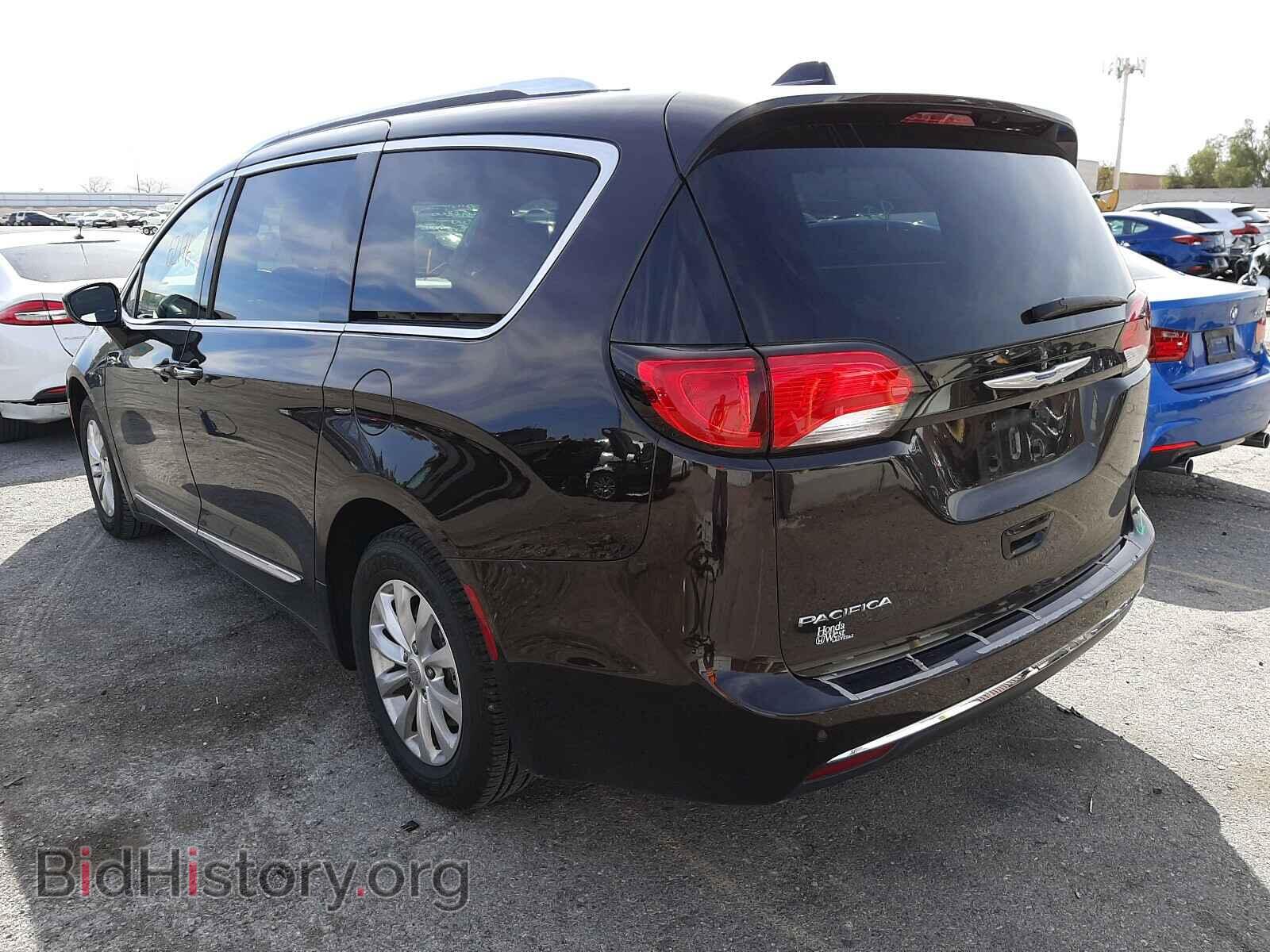 2018 CHRYSLER PACIFICA - VIN: 2C4RC1EG5JR130261 - Photo 3